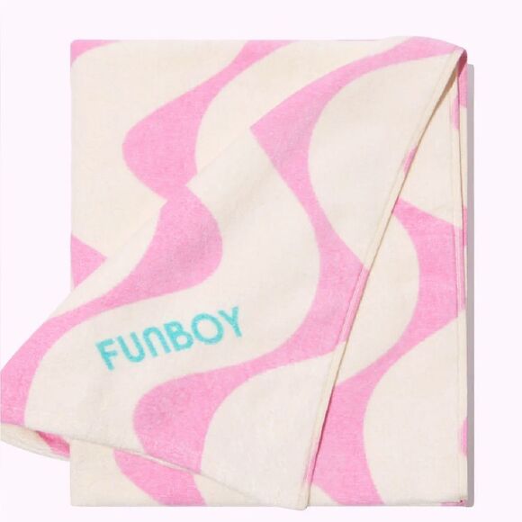 Funboy Poolside Leisure Club! - Picture 3 of 10